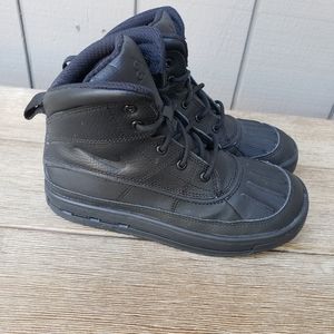 Nike boots 3y